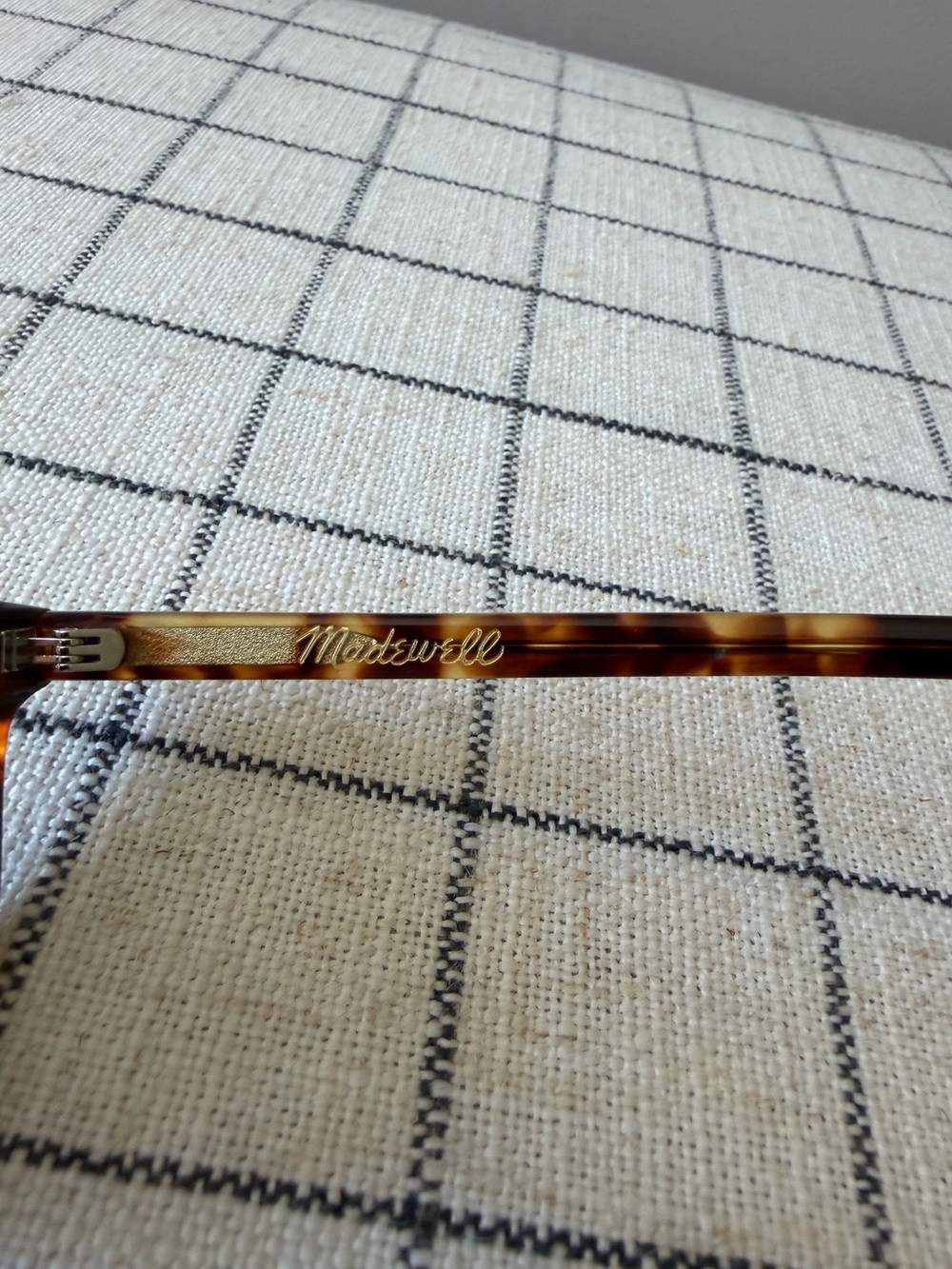 Madewell Ashcroft Sunglasses in Whiskey Tort - Picture 10 of 12